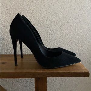 Steve Madden Daisie Size 8 Black Suede